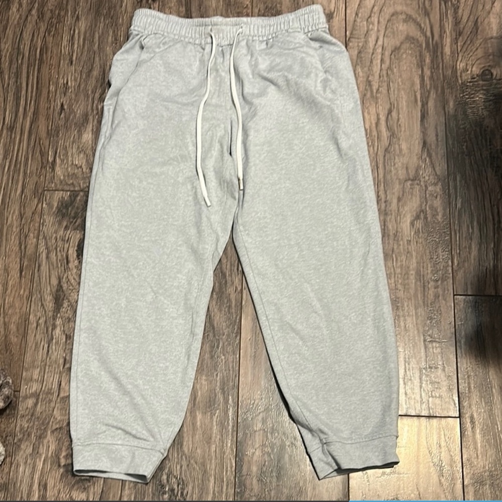 Lululemon soft jersey classic fit joggers
